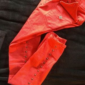 SKINNY JEANS...JEANS...JEANS